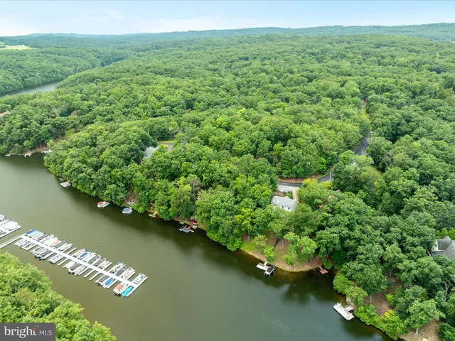 $95,000 | 122 Dogwood Drive, Cross Junction, VA 22625