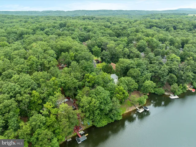 $95,000 | 122 Dogwood Drive, Cross Junction, VA 22625