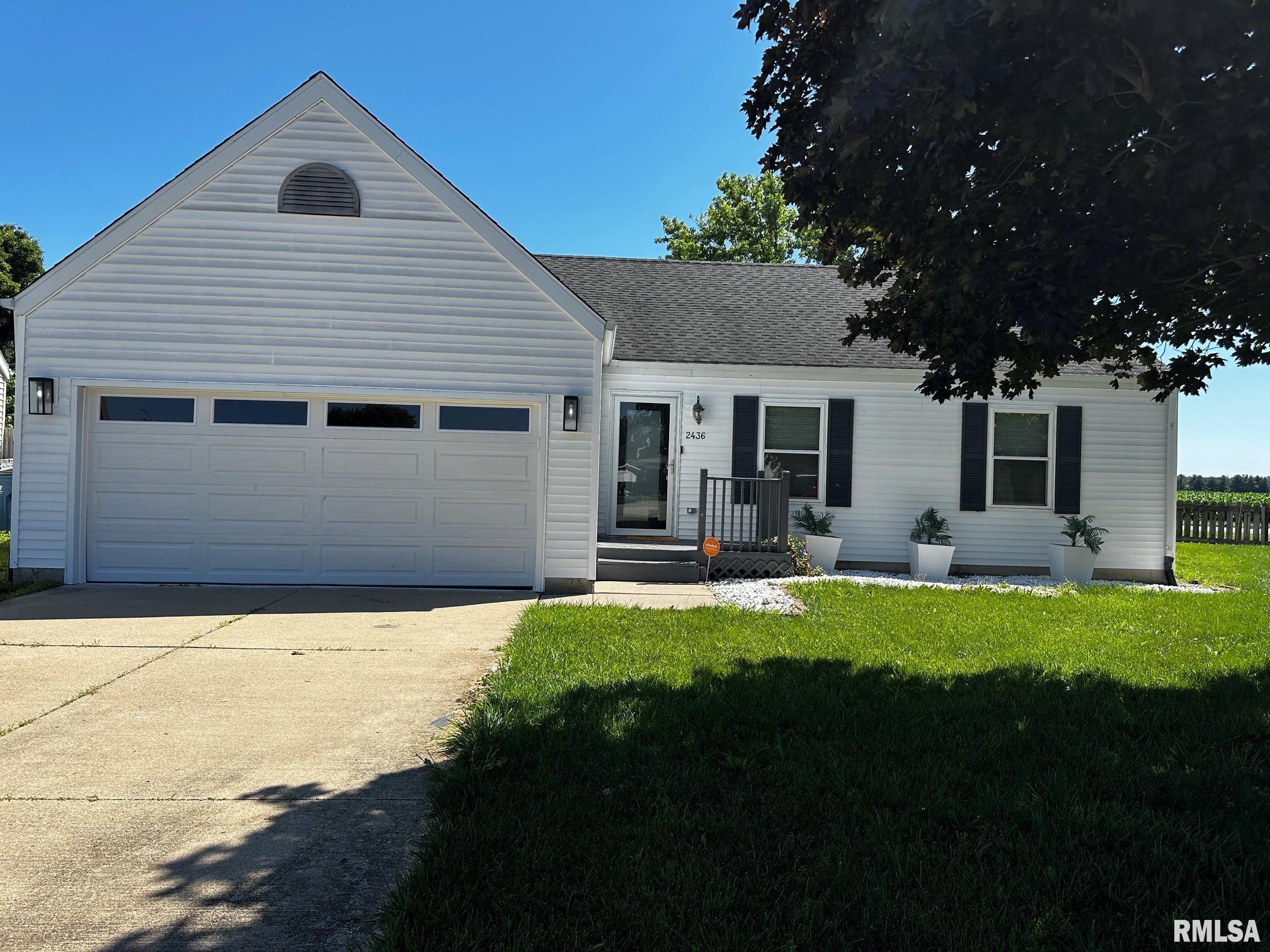 2436 Normal Drive Springfield, IL 62707 - Photo 1 of 26