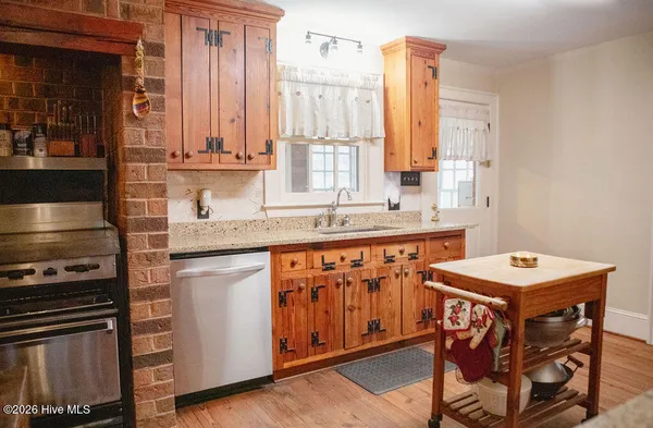 $624,900 | 207 Stratford Road, Goldsboro, NC 27534