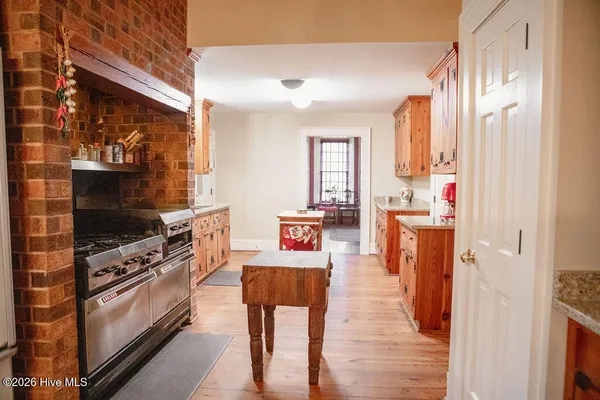 $624,900 | 207 Stratford Road, Goldsboro, NC 27534