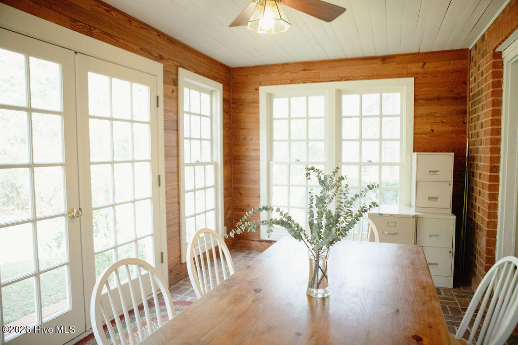 207 Stratford Road Goldsboro, NC 27534 - Photo 28 of 43 207-Stratford-28