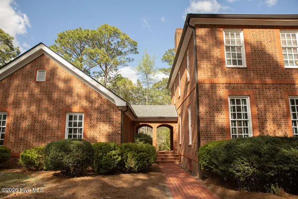 $624,900 | 207 Stratford Road, Goldsboro, NC 27534