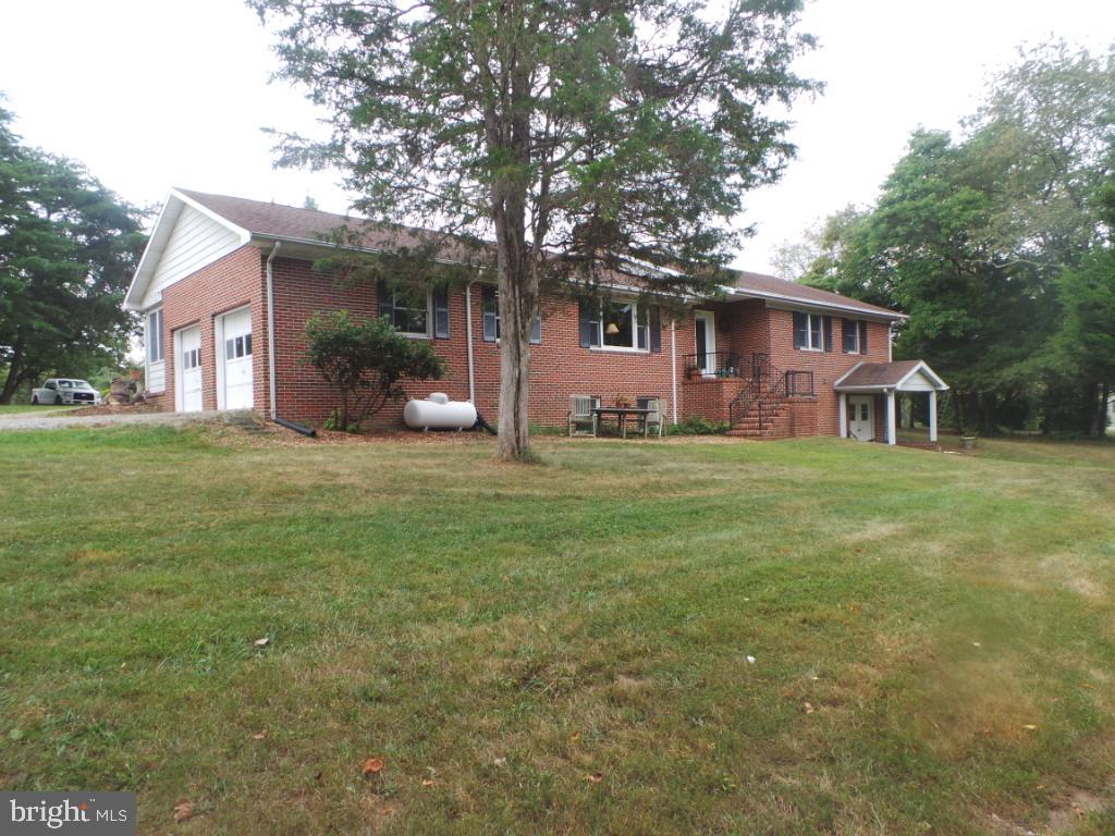 197 Packing House Road Berkeley Springs, WV 25411 - Photo 1 of 65
