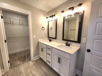 $1,895 | 484 Woodtrace Drive, Clarksville, TN 37042