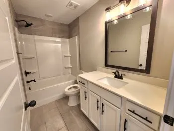 $1,895 | 484 Woodtrace Drive, Clarksville, TN 37042