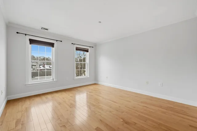 $475,000 | 8 Crowninshield Street, Unit 410, Peabody, MA 01960