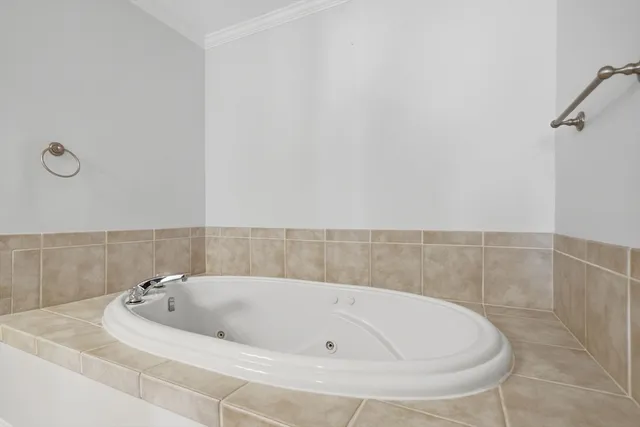 $475,000 | 8 Crowninshield Street, Unit 410, Peabody, MA 01960