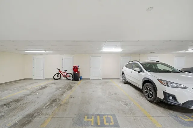 $475,000 | 8 Crowninshield Street, Unit 410, Peabody, MA 01960