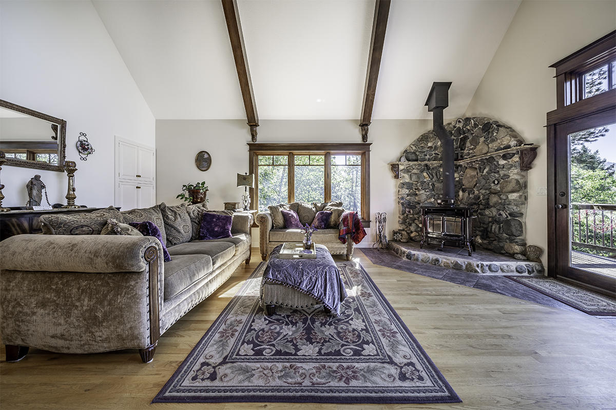16000 North Applegate Road Grants Pass, OR 97527 - Photo 35 of 61 DSC02412-HDR