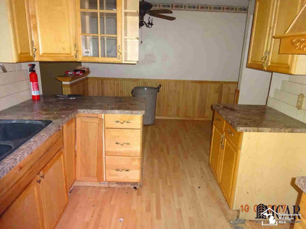 3551 School Road Temperance, MI 48182 - Photo 6 of 10