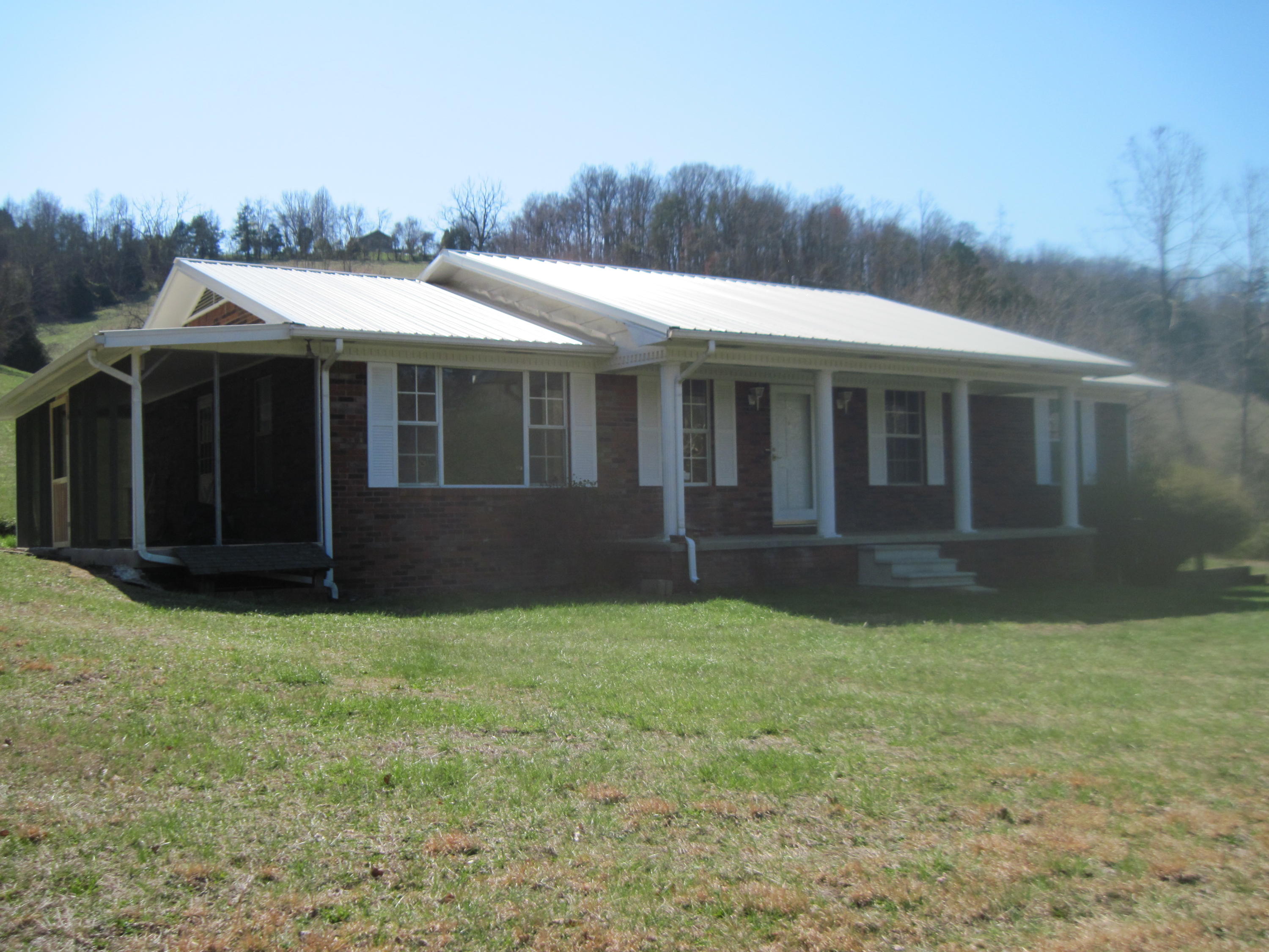garage 3 18 002