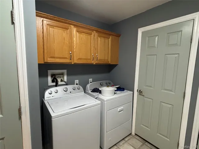 $329,999 | 1661 Old Country Road, Unit 506, Riverhead, NY 11901