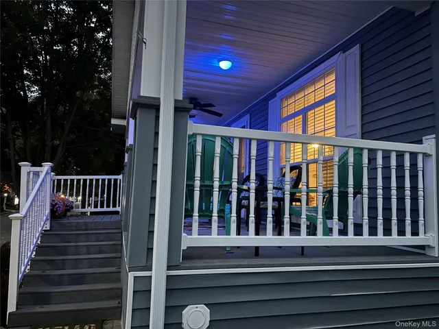 $329,999 | 1661 Old Country Road, Unit 506, Riverhead, NY 11901