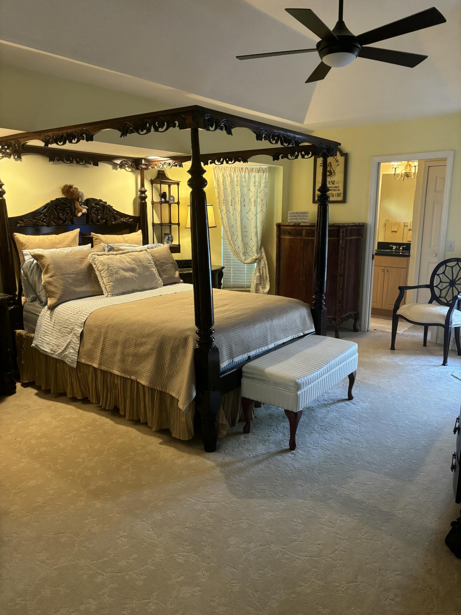 1063 Southwest Blue Water Way Stuart, FL 34997 - Photo 23 of 66 tempImageC7wWgh