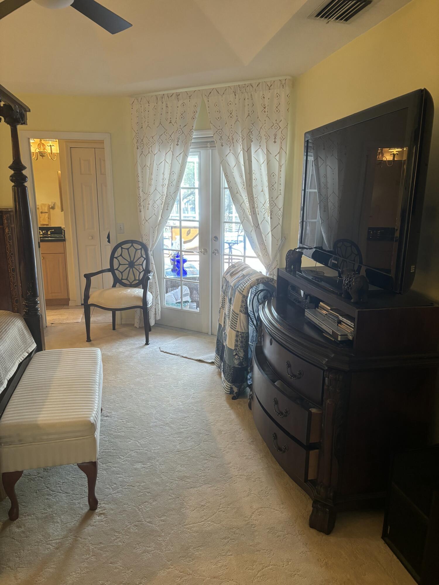 1063 Southwest Blue Water Way Stuart, FL 34997 - Photo 25 of 66 tempImageCNpjUV