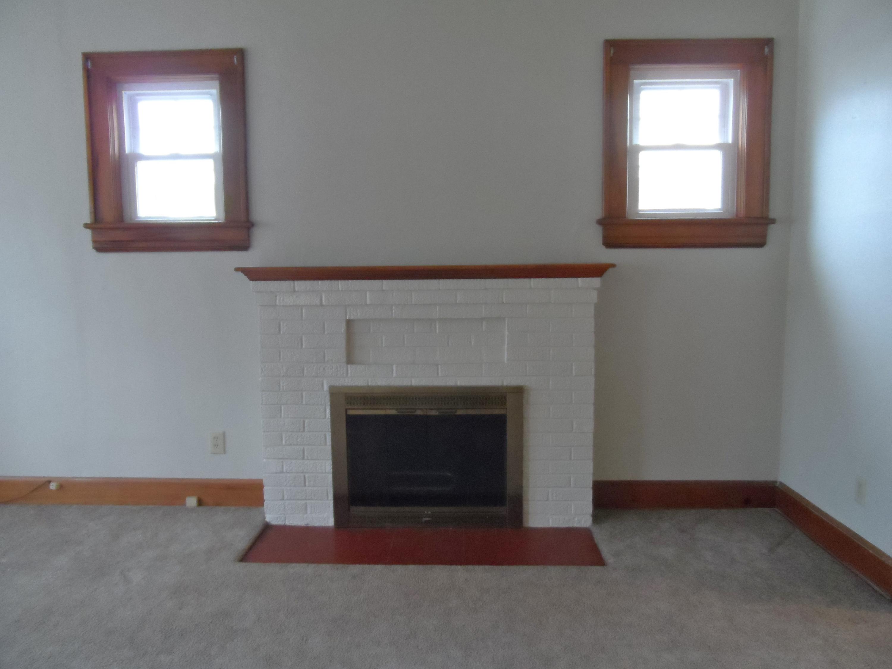 2518 Tillett Road Southwest Roanoke, VA 24015 - Photo 5 of 15 fireplace