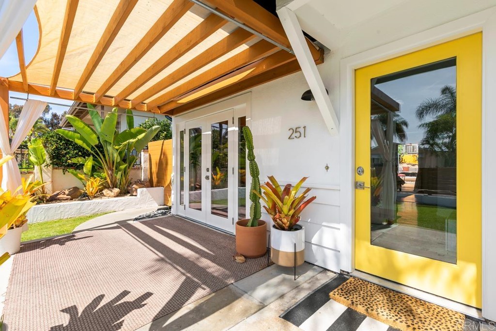 251 Rosebay Drive Encinitas, CA 92024 - Photo 5 of 31