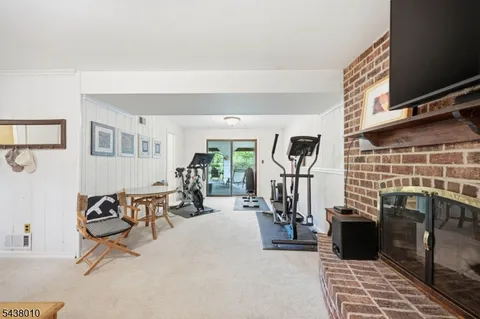 $829,000 | 38 West Main Street, Mendham, NJ 07945