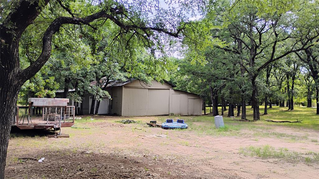 921 Sportsman Park Road Azle, TX 76020 - Photo 12 of 16
