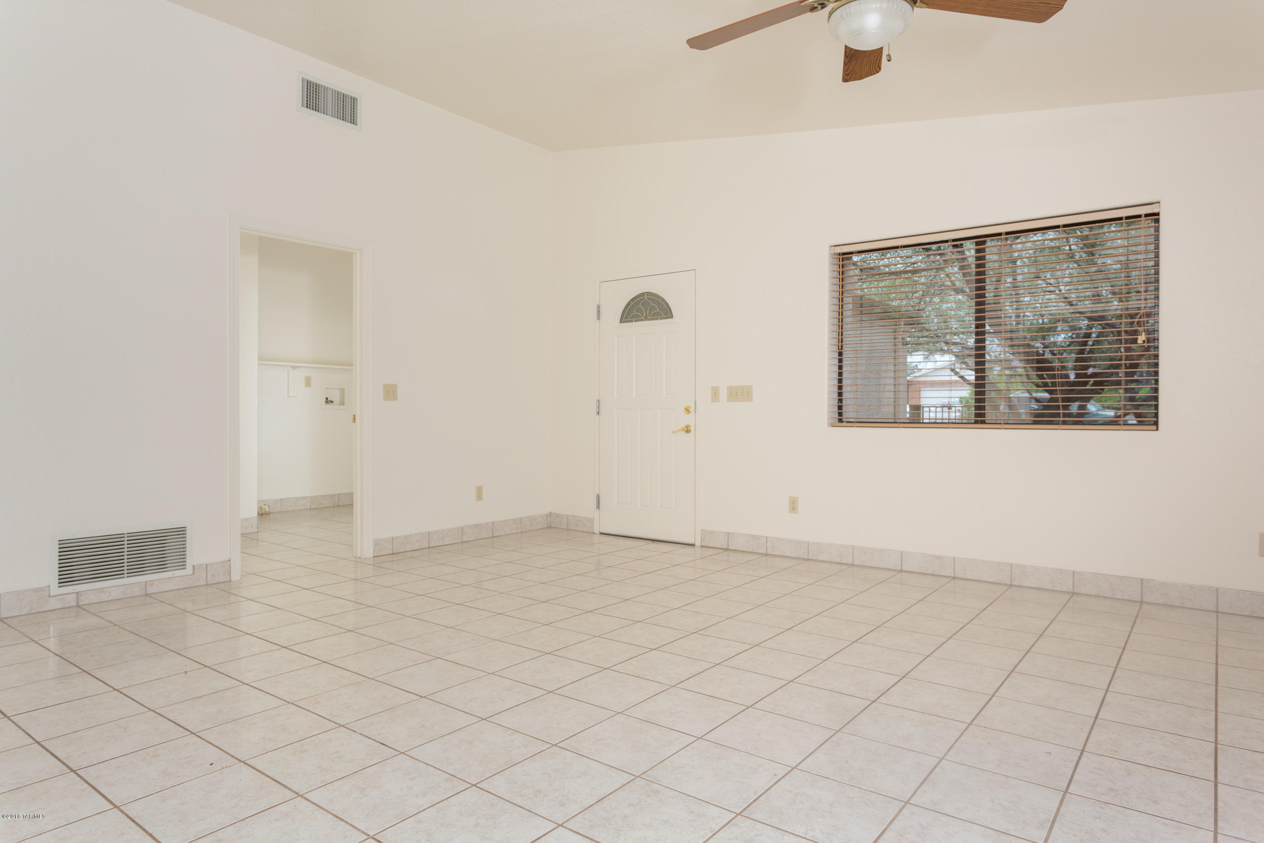 218 Camino Mirador Rio Rico, AZ 85648 - Photo 11 of 21