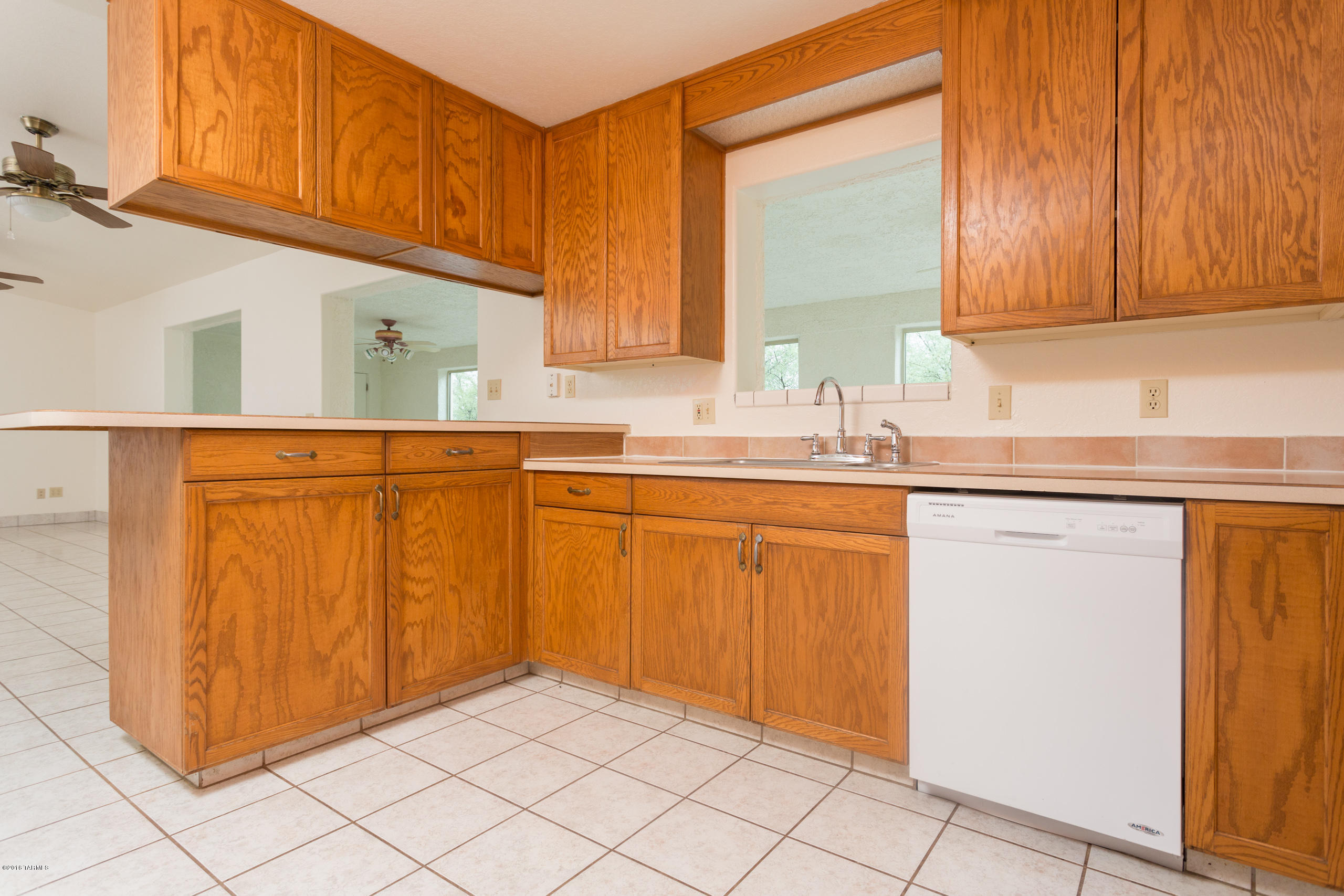 218 Camino Mirador Rio Rico, AZ 85648 - Photo 13 of 21