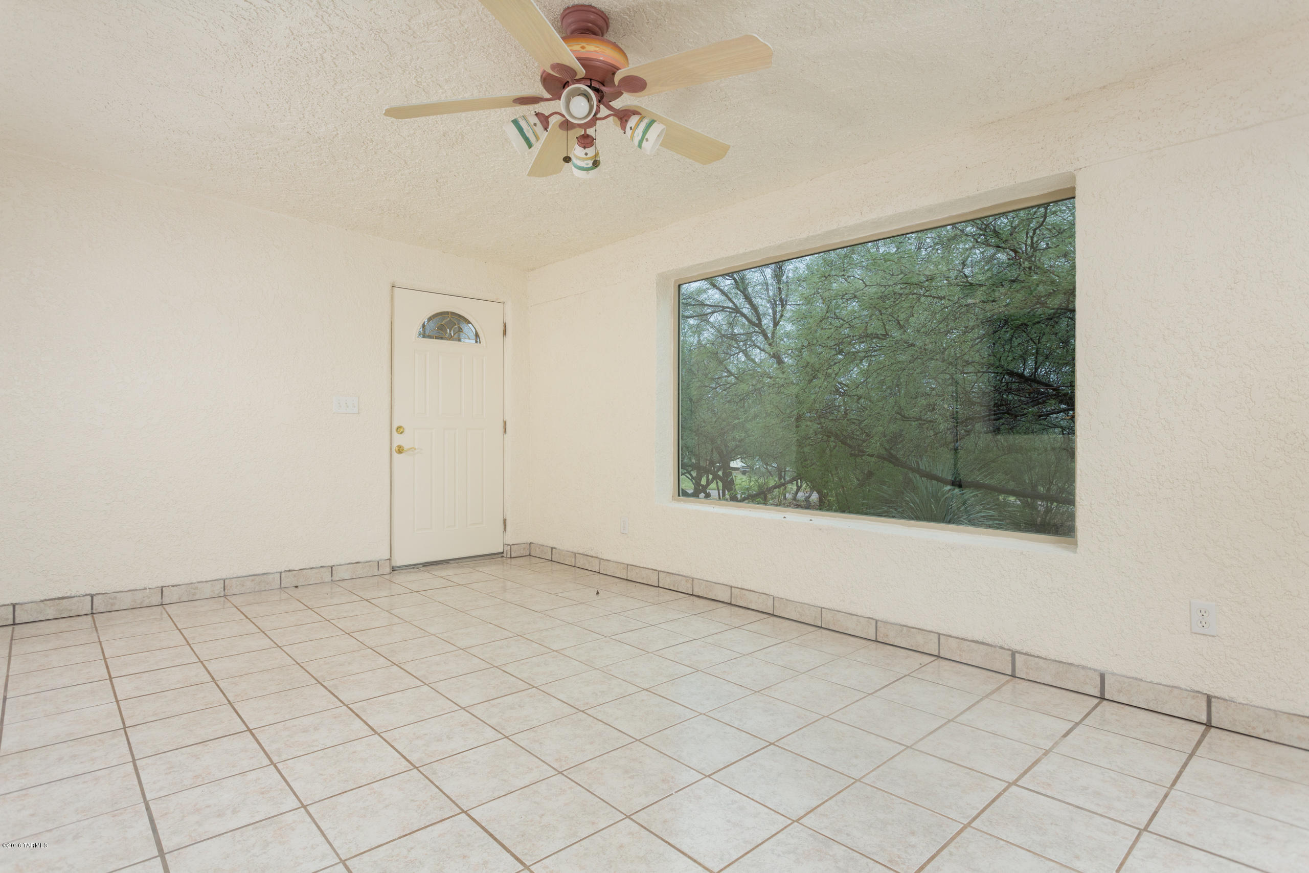 218 Camino Mirador Rio Rico, AZ 85648 - Photo 15 of 21