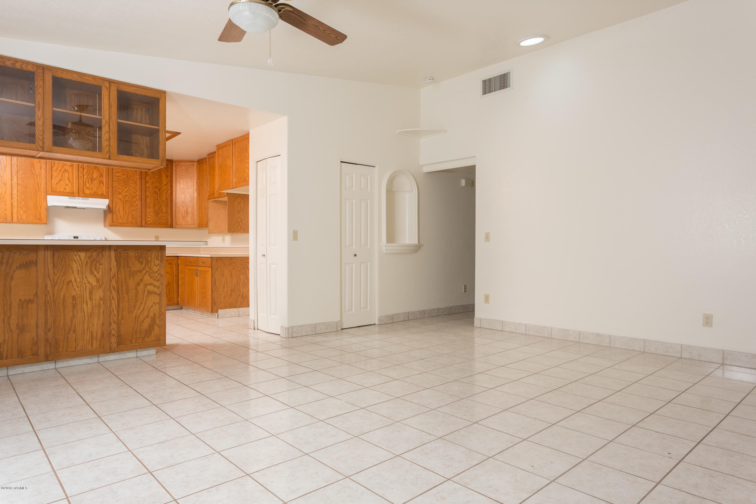218 Camino Mirador Rio Rico, AZ 85648 - Photo 16 of 21