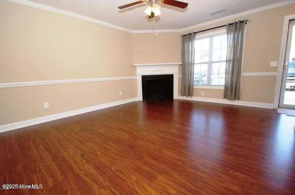 $1,300 | 4275 Dudleys Grant Drive, Unit B, Winterville, NC 28590