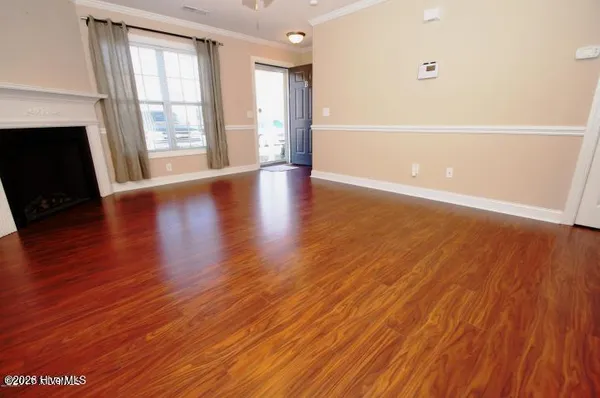 $1,300 | 4275 Dudleys Grant Drive, Unit B, Winterville, NC 28590