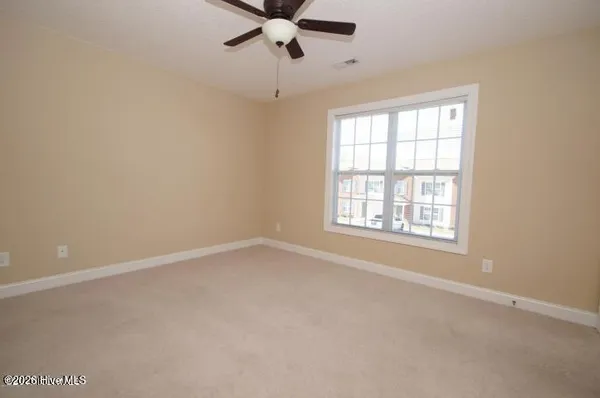 $1,300 | 4275 Dudleys Grant Drive, Unit B, Winterville, NC 28590