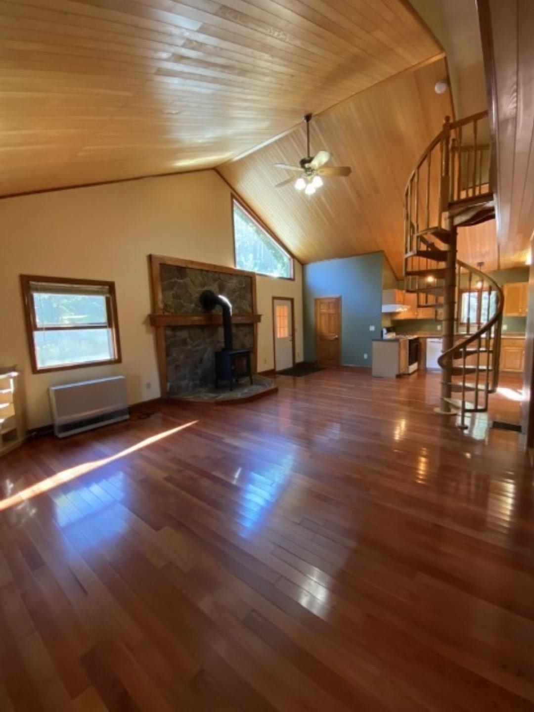 530 Straits Road New Hampton, NH 03256 - Photo 5 of 22