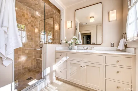 a view of an entryway