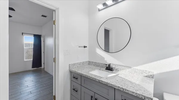 $2,000 | 1428 Road 5607 Cleveland Tx 77327, Cleveland, TX 77327