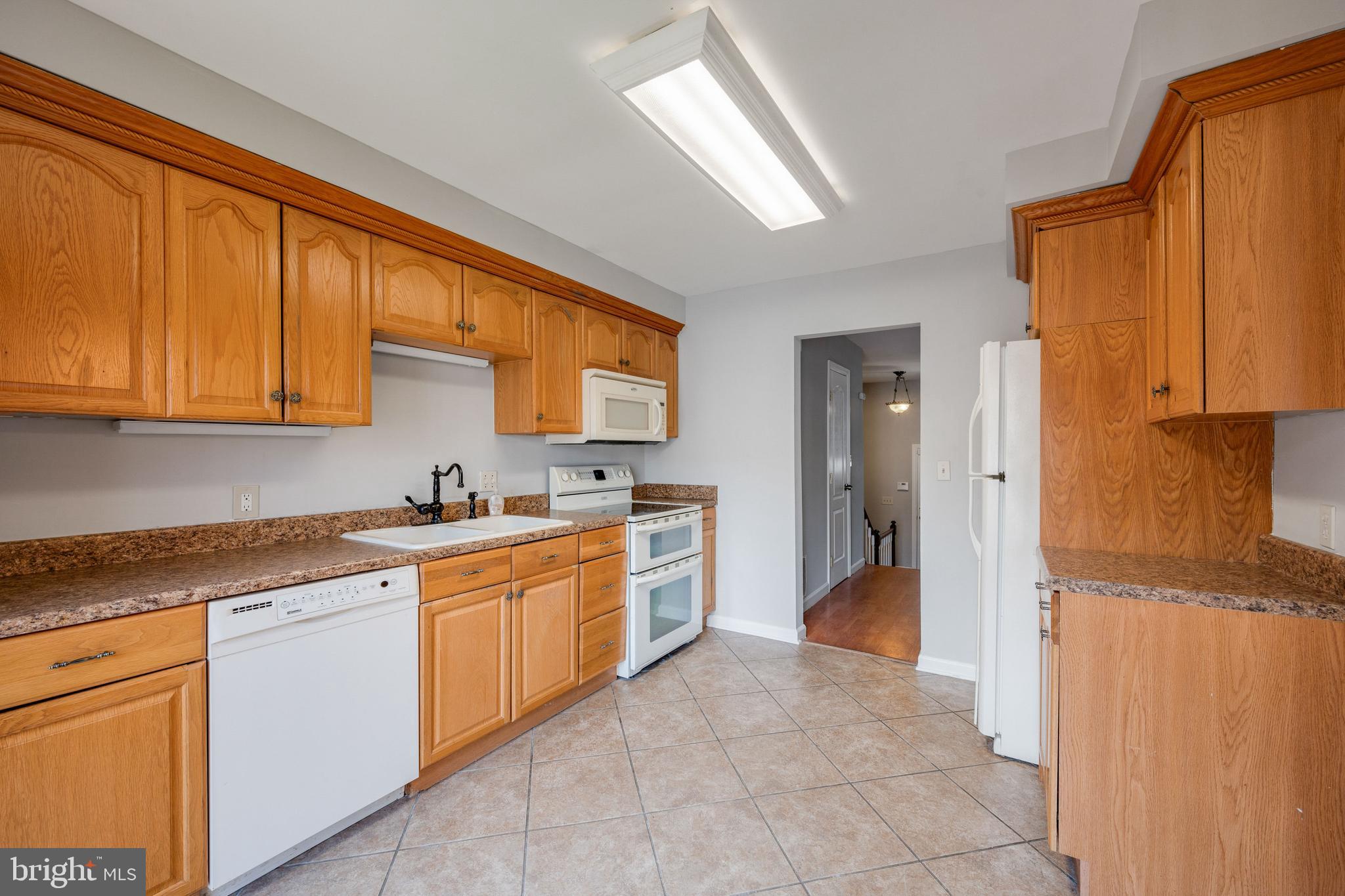 14423 Bakersfield Court Silver Spring, MD 20906 - Photo 10 of 37