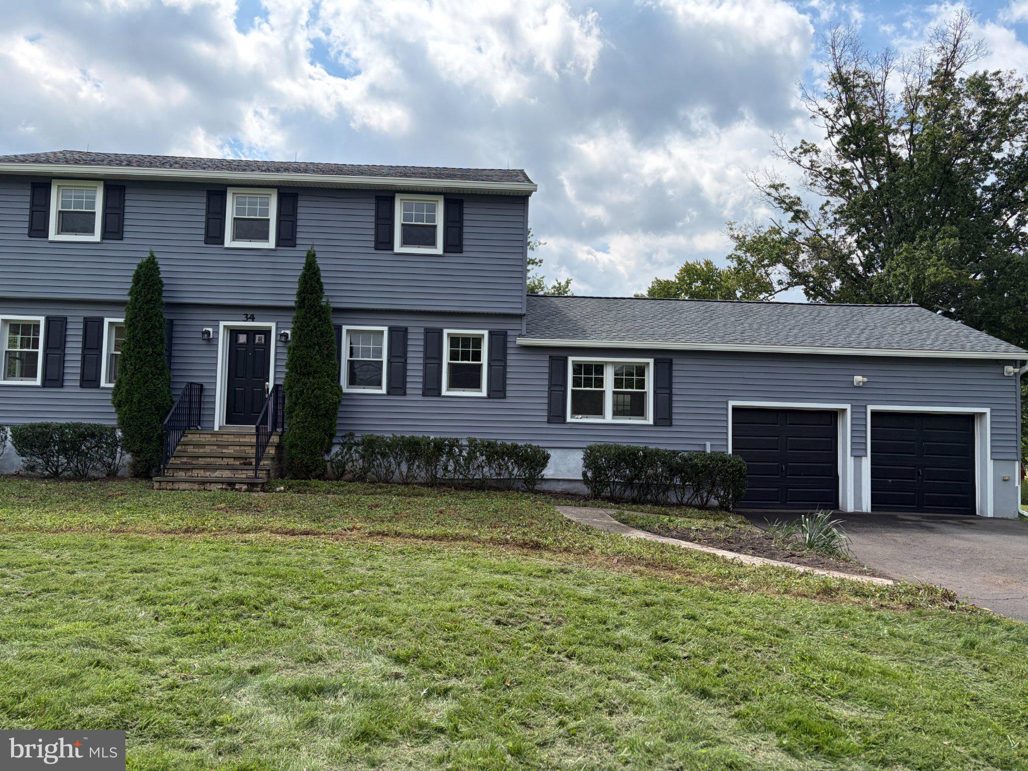 34 Woosamonsa Road Pennington, NJ 08534 - Photo 3 of 48 Gallery Image 3