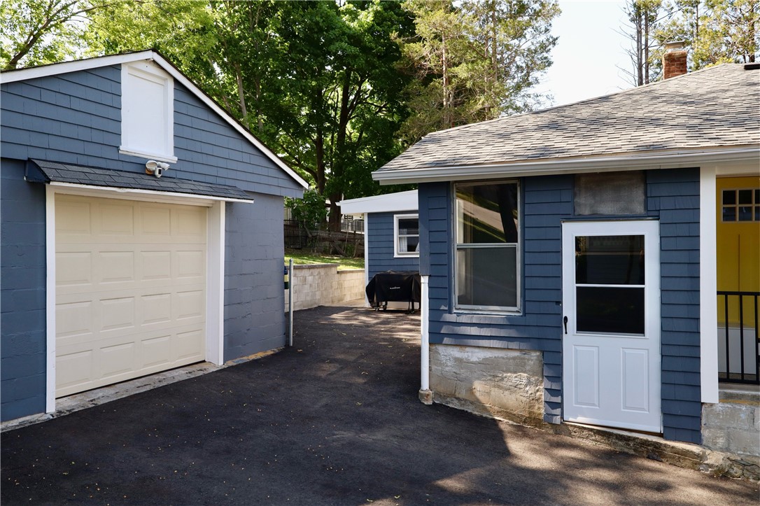 36 Munro Avenue Warren, RI 02885 - Photo 13 of 41