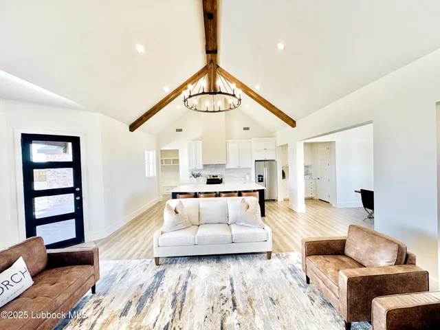 $429,000 | 7211 West 12th Street, Plainview, TX 79072