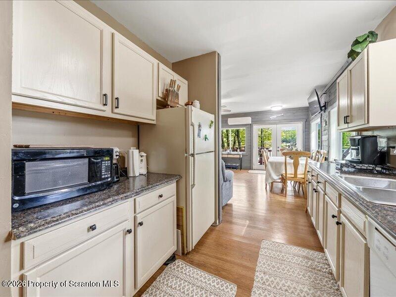 20 South Lake Road Friendsville, PA 18818 - Photo 11 of 31 Kitchen