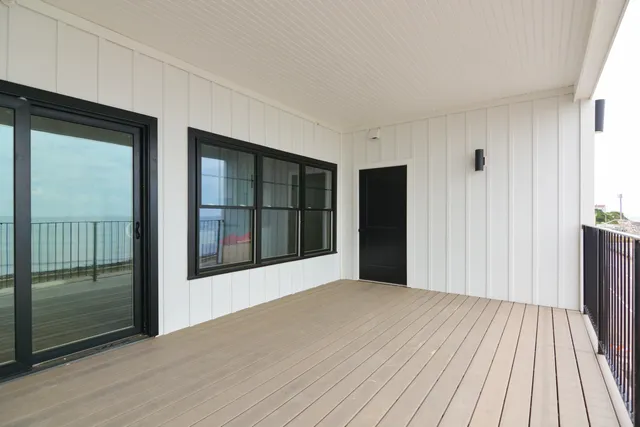 $1,349,000 | 465 Ocean Boulevard, Unit 301, Hampton, NH 03842