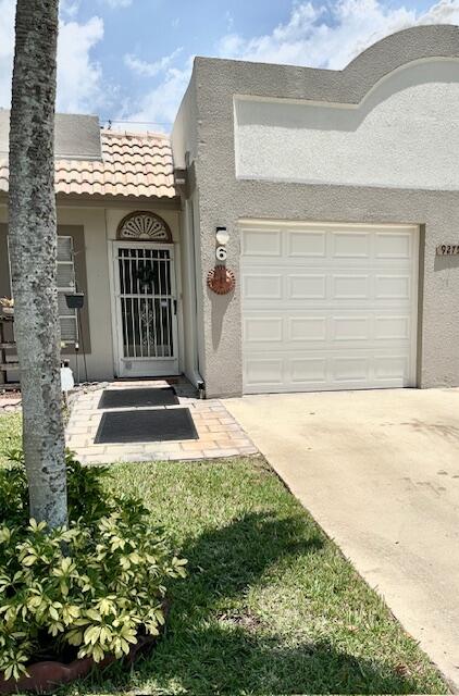 Villa w/1 car garage