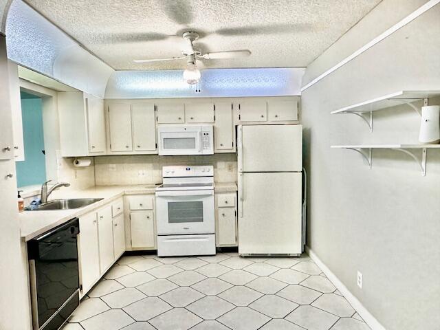 9275 Flynn Circle, Unit 6 Boca Raton, FL 33496 - Photo 2 of 28 Eat in kitchen