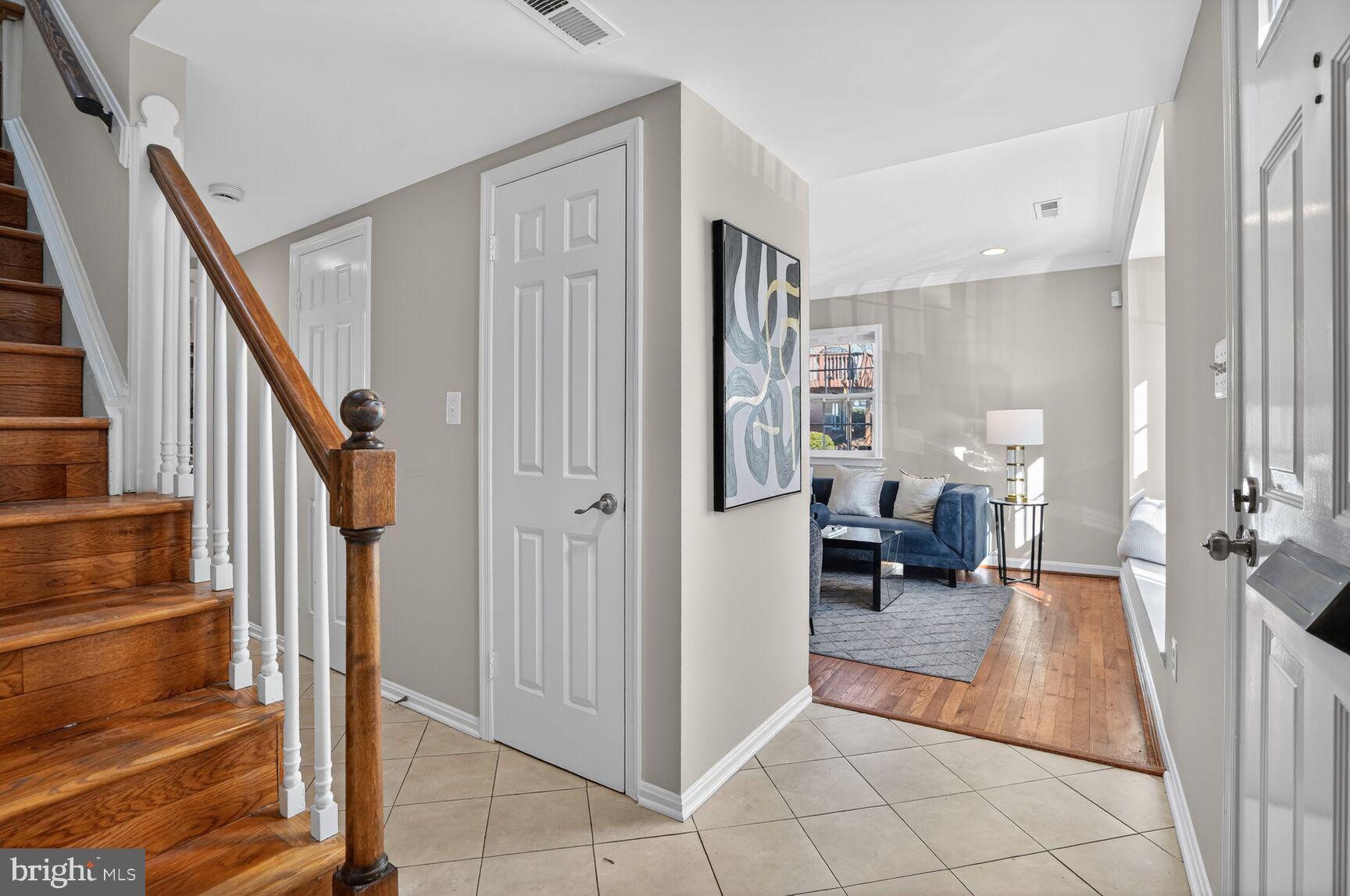6630 Hillandale Road, Unit 56 Chevy Chase, MD 20815 - Photo 3 of 40 Foyer