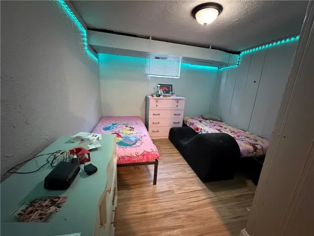 $205,000 | 810 Pine Street, Pleasant Hill, MO 64080