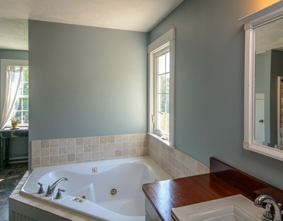 122 Mechanic Street Upton, MA 01568 - Photo 18 of 30 Gallery Image 18