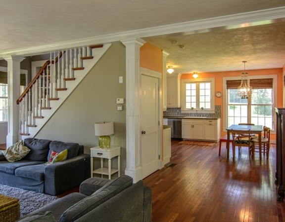122 Mechanic Street Upton, MA 01568 - Photo 4 of 30 Gallery Image 4