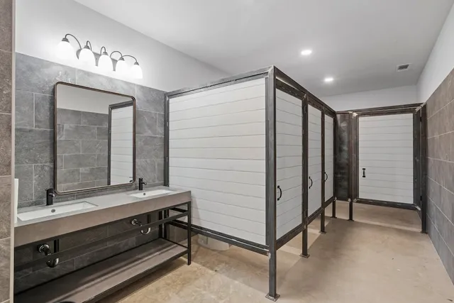 $7,498,000 | 146 Pehl Farm Lane, Fredericksburg, TX 78624