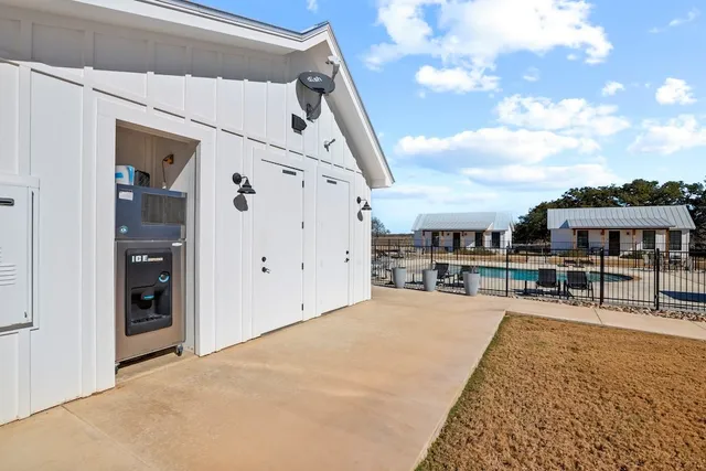 $7,498,000 | 146 Pehl Farm Lane, Fredericksburg, TX 78624