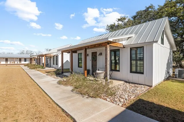 $7,498,000 | 146 Pehl Farm Lane, Fredericksburg, TX 78624