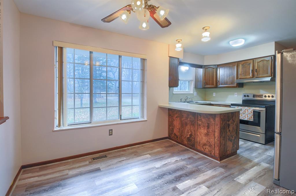 4310 5 Lakes Road North Branch, MI 48461 - Photo 10 of 49 Gallery Image 10